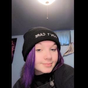 Meet your Posher, Alissa